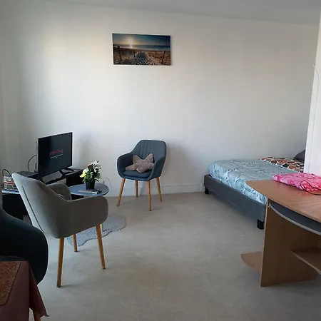 Entier Proche De Paris * Épinay-sur-Seine